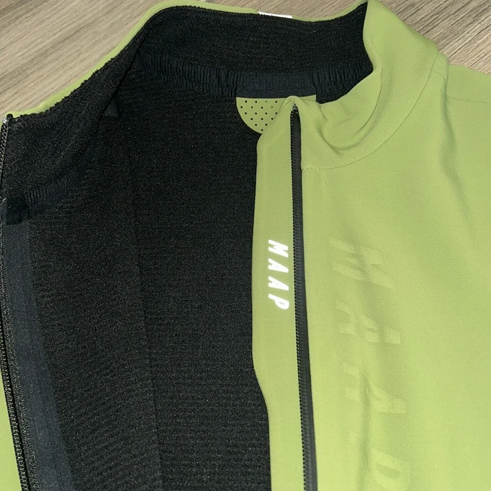 MAAP Women's Apex Winter Jacket 2.0 - Picture 10 of 16